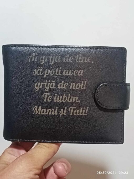 portofel-personalizat-negru-ai-grija-mami-tati-8068